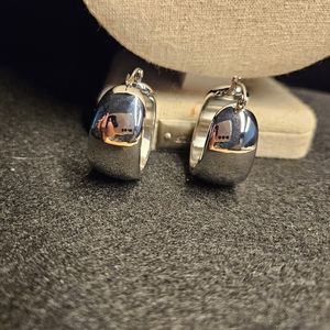 Stainless steel DSMK China stamped hoop earrings. 1" hoop